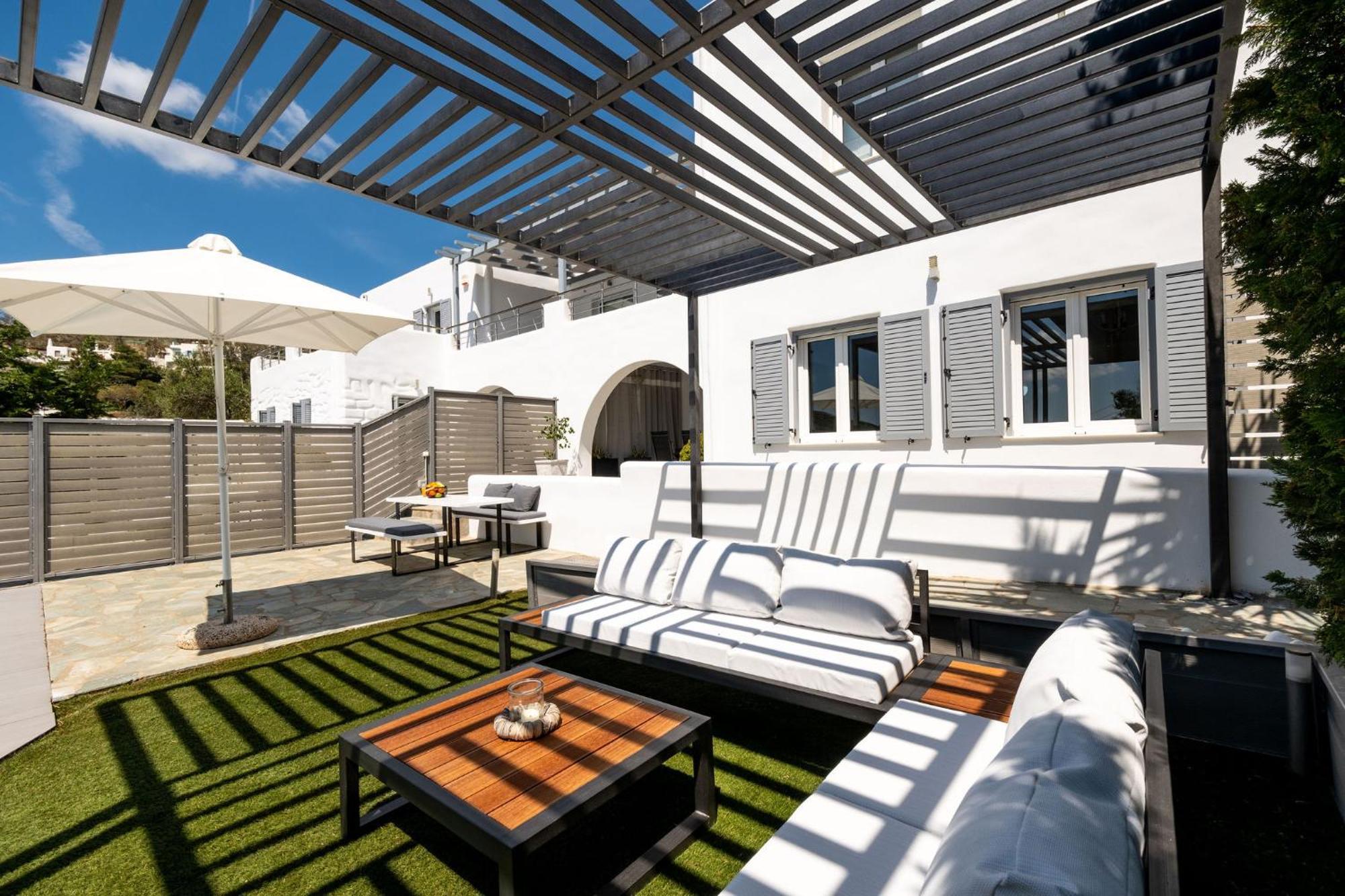 Azzurro Bianco Suites Páros Zewnętrze zdjęcie