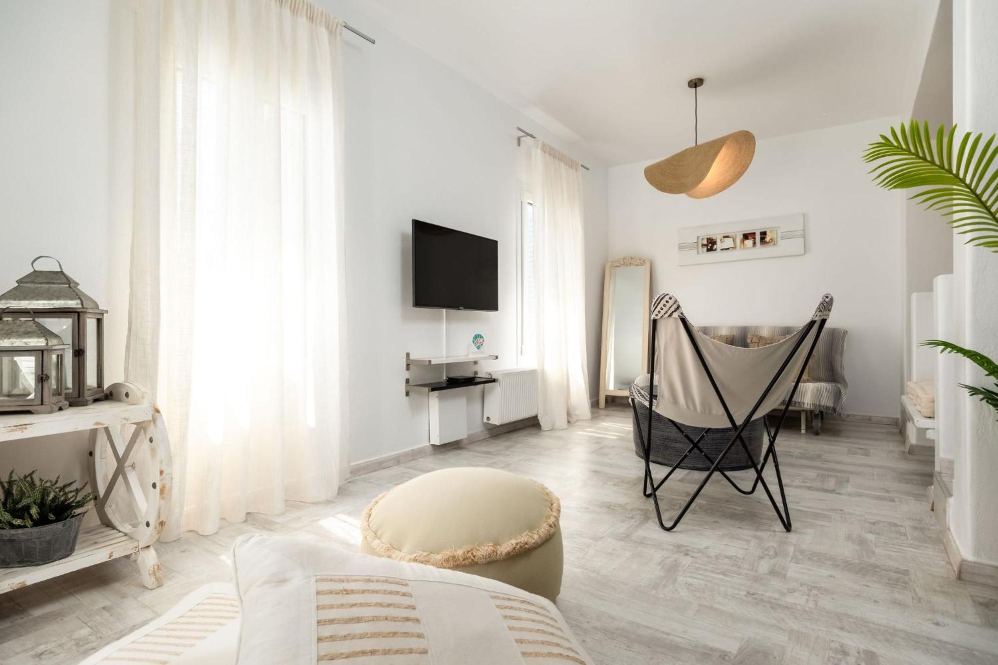 Azzurro Bianco Suites Páros Zewnętrze zdjęcie