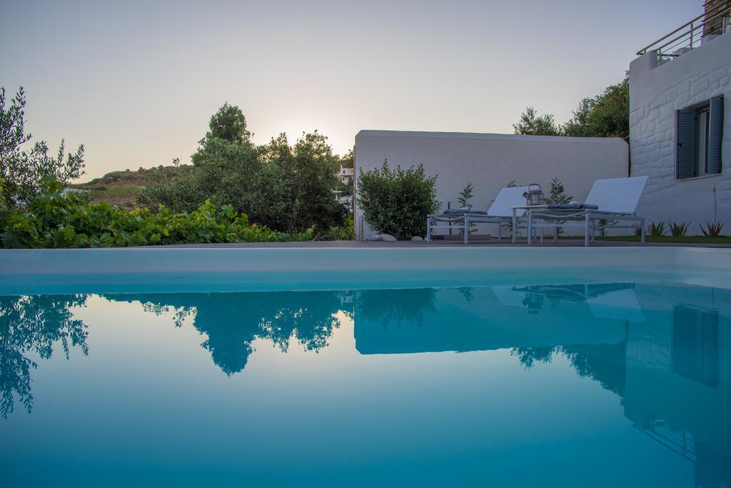 Azzurro Bianco Suites Páros Zewnętrze zdjęcie