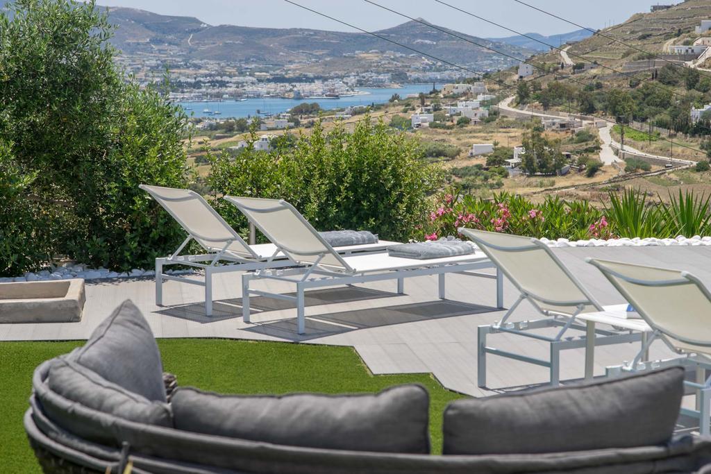 Azzurro Bianco Suites Páros Zewnętrze zdjęcie