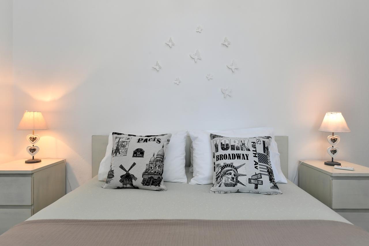 Azzurro Bianco Suites Páros Zewnętrze zdjęcie