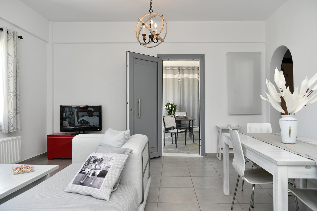 Azzurro Bianco Suites Páros Zewnętrze zdjęcie